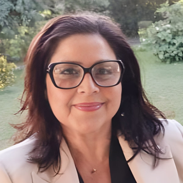 Dr Laura Ledesma